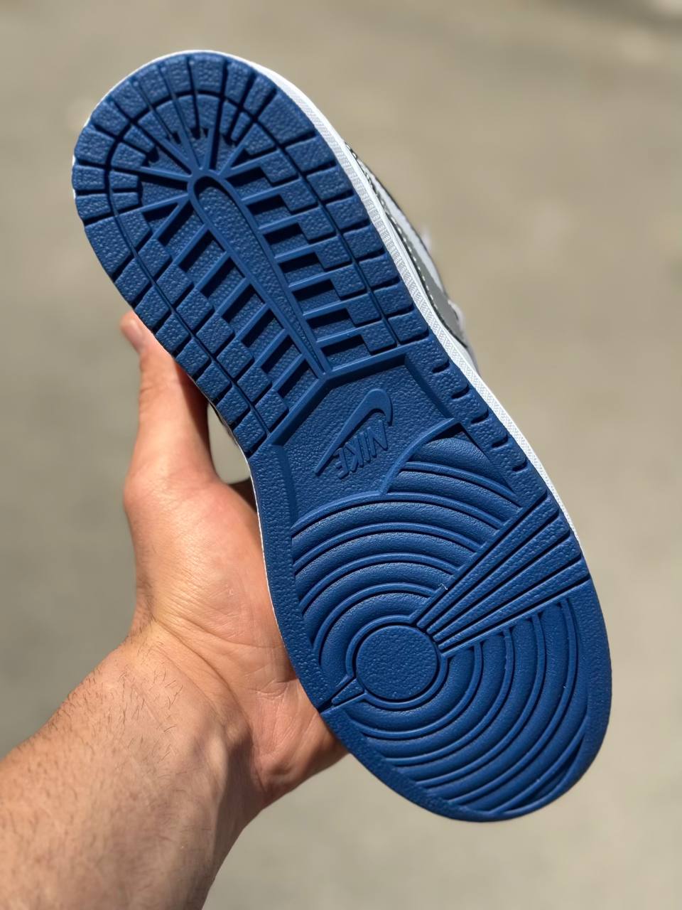 کتونی نایکی جردن ۱ لو خاکستری مشکی (Nike Jordan 1 Low Grey)کد1