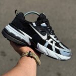 کتونی نایک مدل Nike V2K Run رنگ مشکی نقره ای کد25