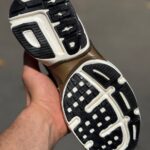 کتونی نایکی مدل Nike V2K Run رنگ قهوهای شکلاتی کد13