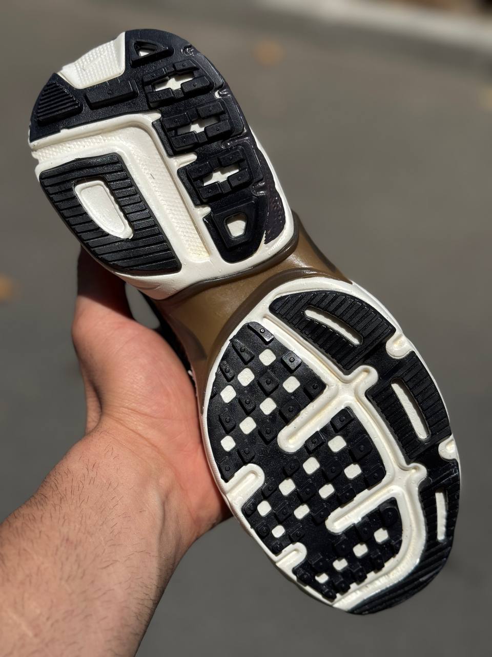 کتونی نایکی مدل Nike V2K Run رنگ قهوهای شکلاتی کد13
