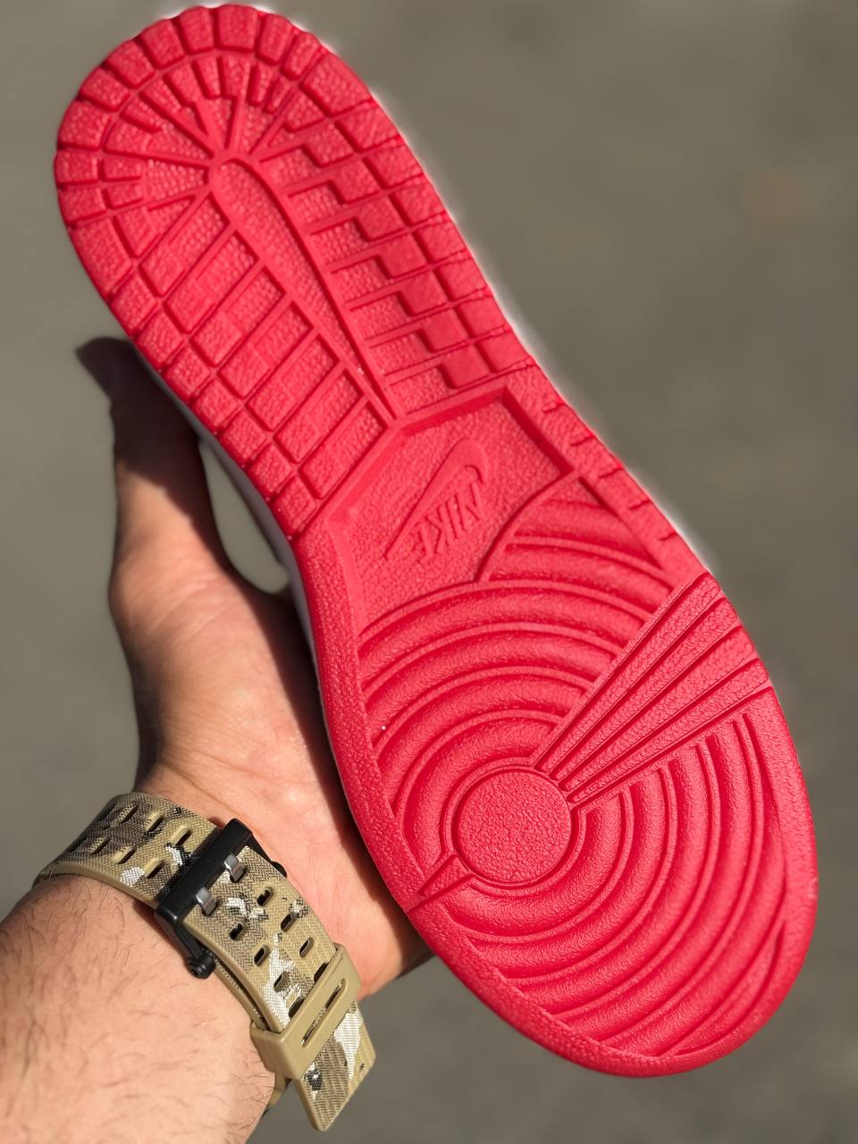 کتونی نایک ایر جردن ۱ لو خاکستری قرمز - Nike Air Jordan 1 Low Light Smoke Grey Redکد40
