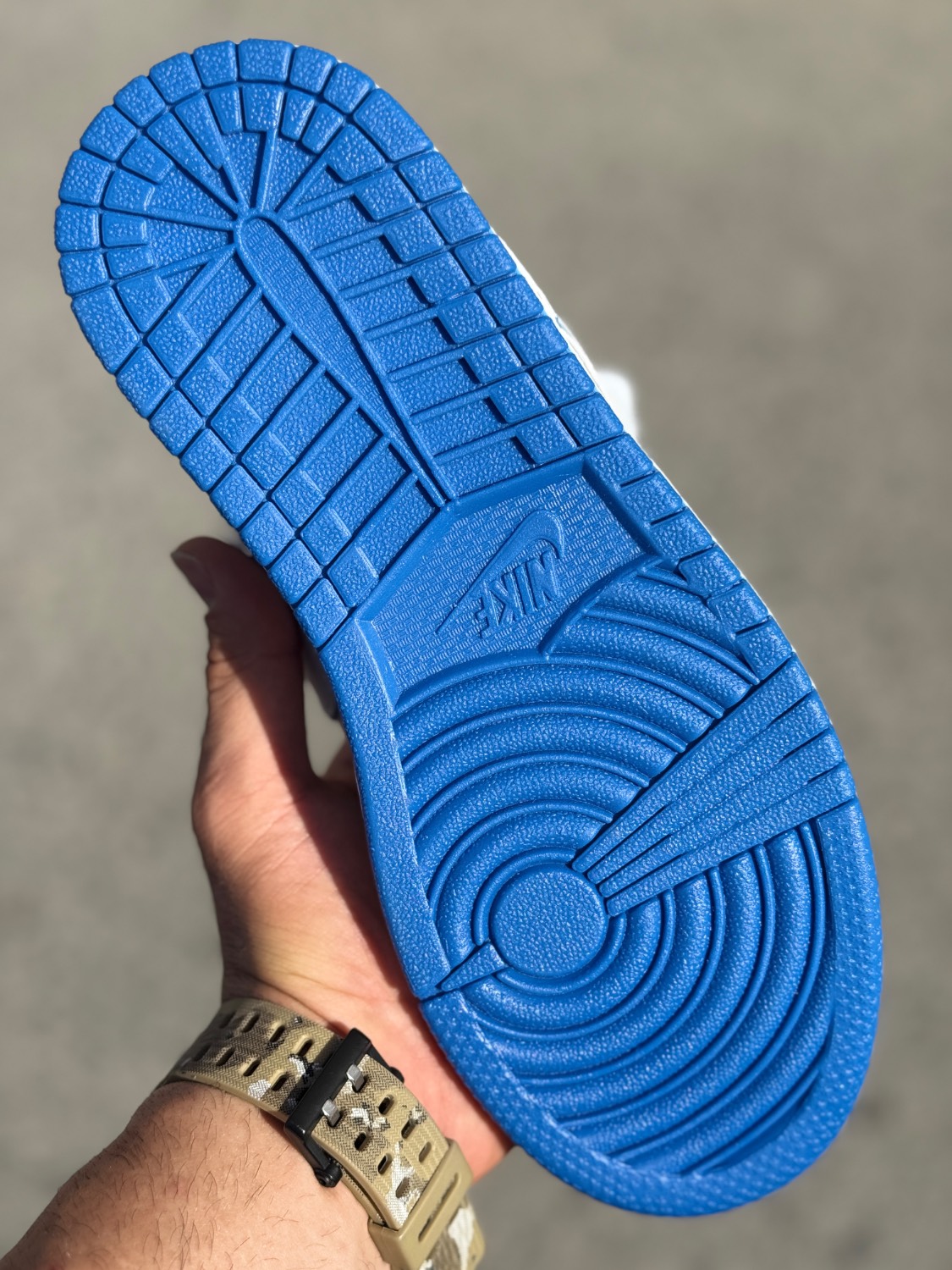 کتونی نایک جردن ۱ ساقدار سفید آبی (Air Jordan 1 High)کد39