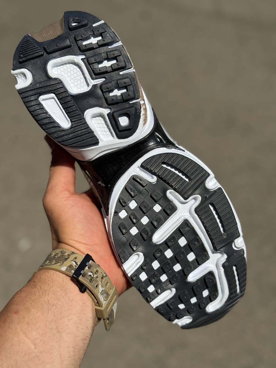 کتونی نایک مدل Nike V2K Run رنگ سفید نقرهای کد31