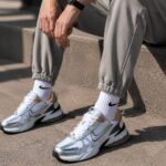 کتونی نایک مدل Nike V2K Run رنگ سفید نقرهای کد31
