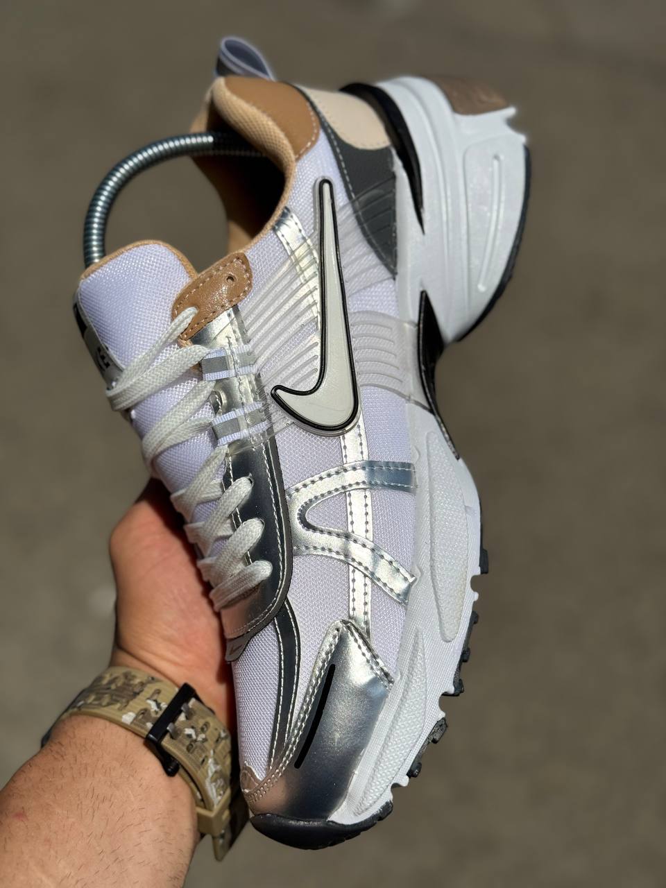کتونی نایک مدل Nike V2K Run رنگ سفید نقرهای کد31
