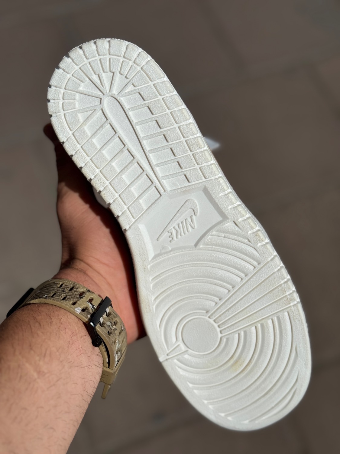 کتونی نایکی جردن ۱ ساقدار (Jordan 1 Mid) رنگ سفید قرمز کد29