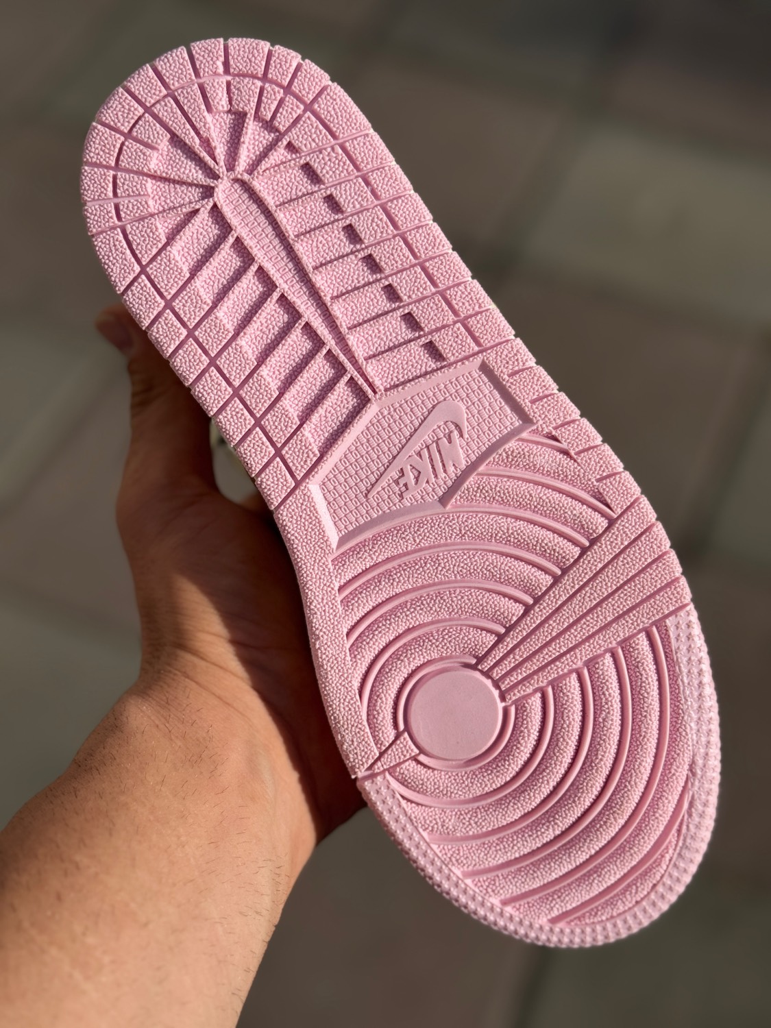 کتونی نایک ایر جردن ۱ ساقدار لیمویی صورتی (Pastel Lemon Pink)-کد131